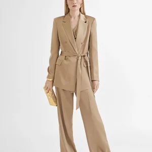 Lola Casademunt Americanas Y Blazers<Americana cruzada satinada FUCSIA