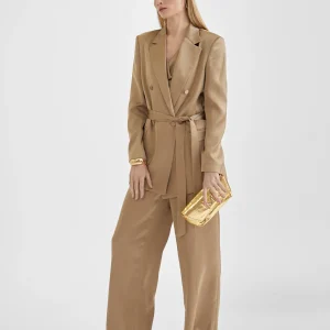 Lola Casademunt Americanas Y Blazers<Americana cruzada satinada FUCSIA