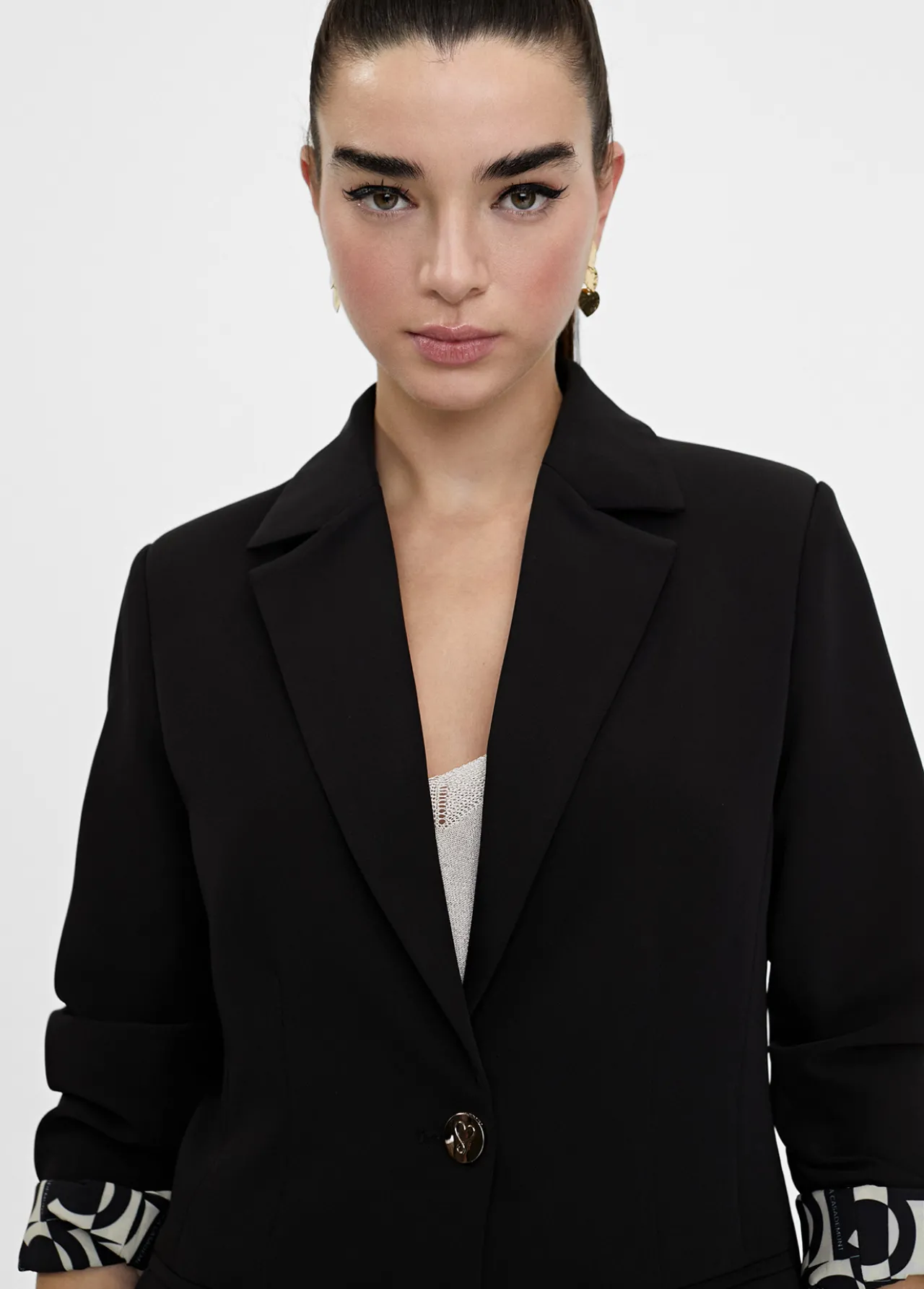 americana_forro_lc_4.webp Lola Casademunt Americanas Y Blazers<Americana forro LC CRUDO
