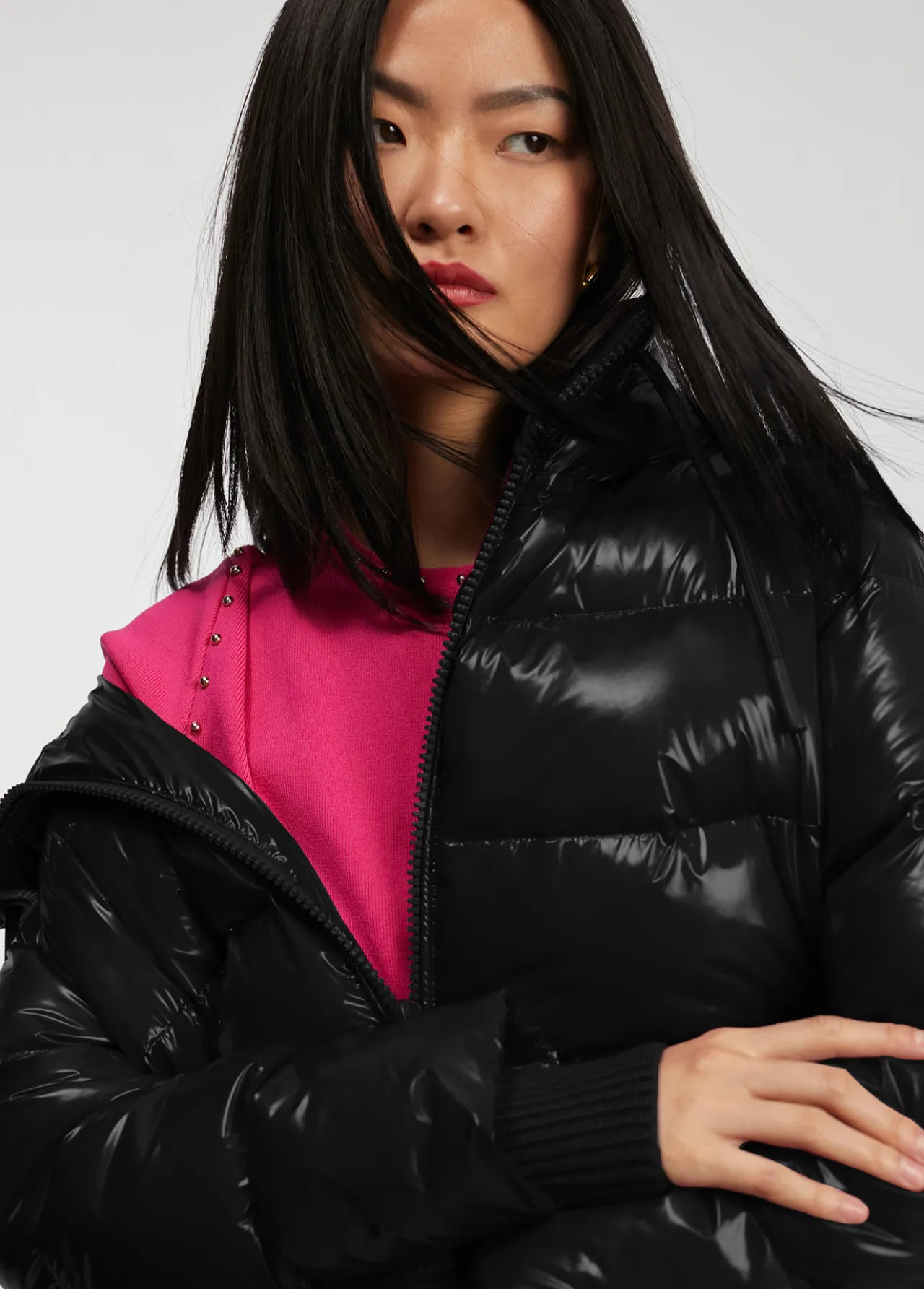 anorak_acolchado_1.webp Lola Casademunt Abrigos Y Cazadoras<Anorak acolchado BURDEOS