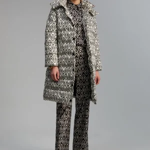 Lola Casademunt Abrigos Y Cazadoras<Anorak midi acolchado monograma BLANCO-NEGRO