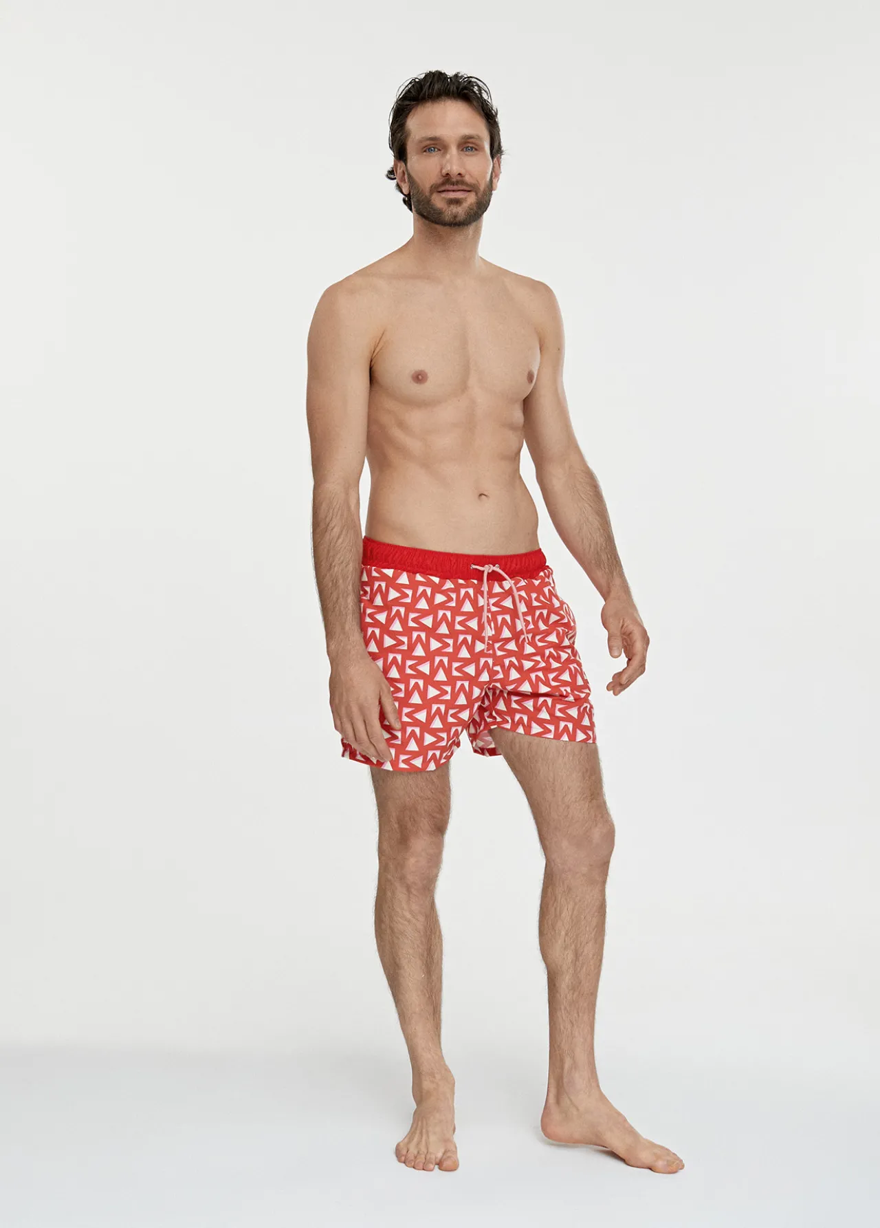 baador_hombre_logomana_1-1.webp Lola Casademunt Baño<Bañador hombre logomanía NEGRO-ROJO