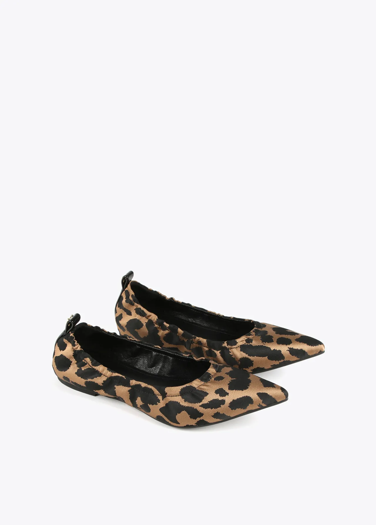 bailarina_animal_print_0.webp Lola Casademunt Animal Print | Zapatos Planos<Bailarina animal print CRUDO-NEGRO