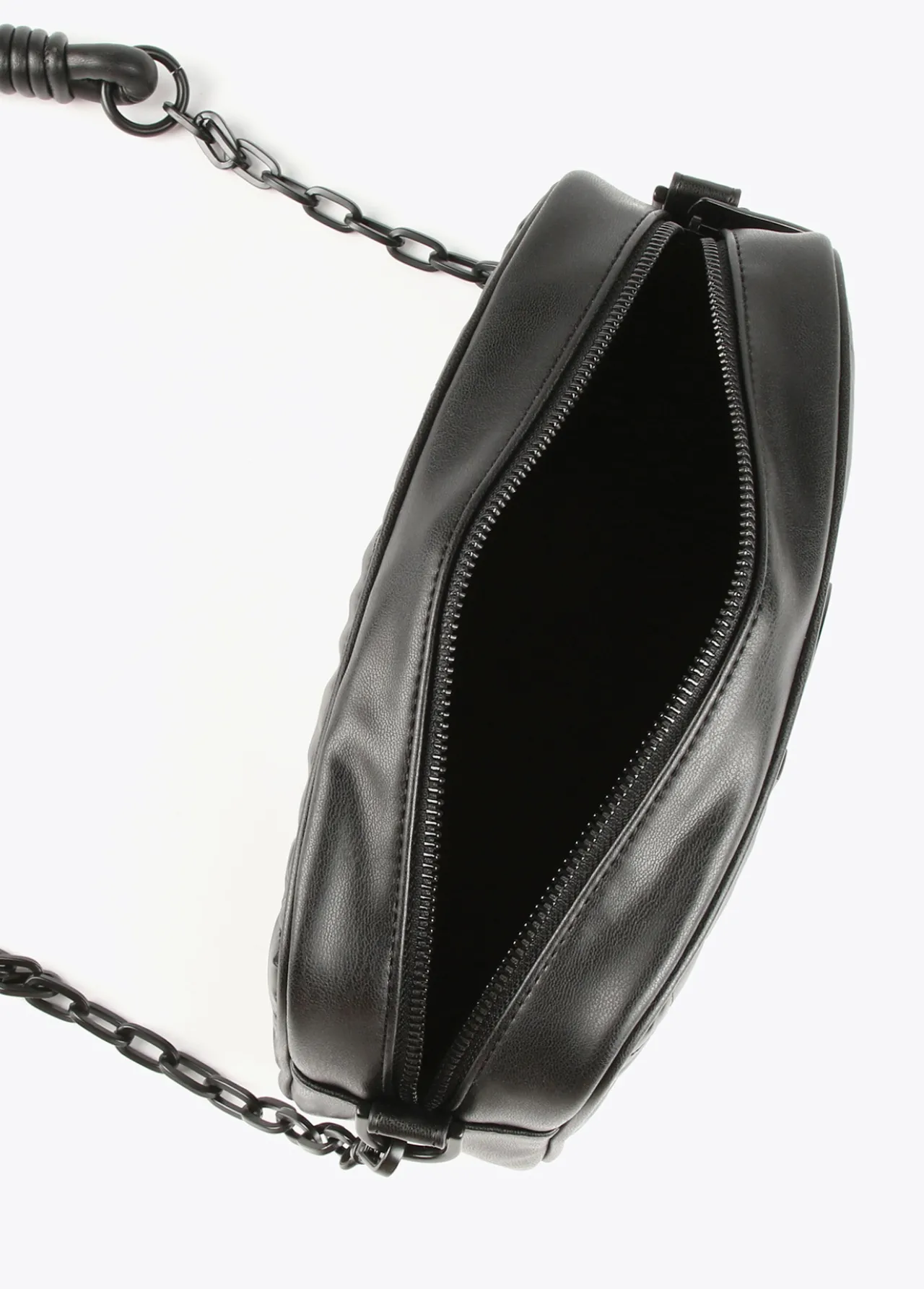 bandolera_acolchada_3-5.webp Lola Casademunt Bandoleras | Bolsos Pequeños<Bandolera acolchada NEGRO