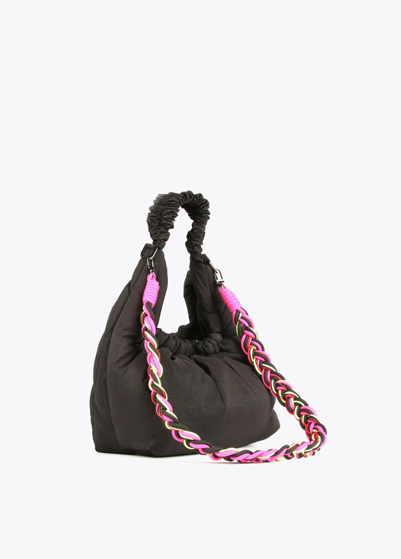bandolera_acolchada_asa_trenzada_3-1.webp Lola Casademunt Bolsos De Hombro | Bandoleras<Bandolera acolchada asa trenzada KAKI