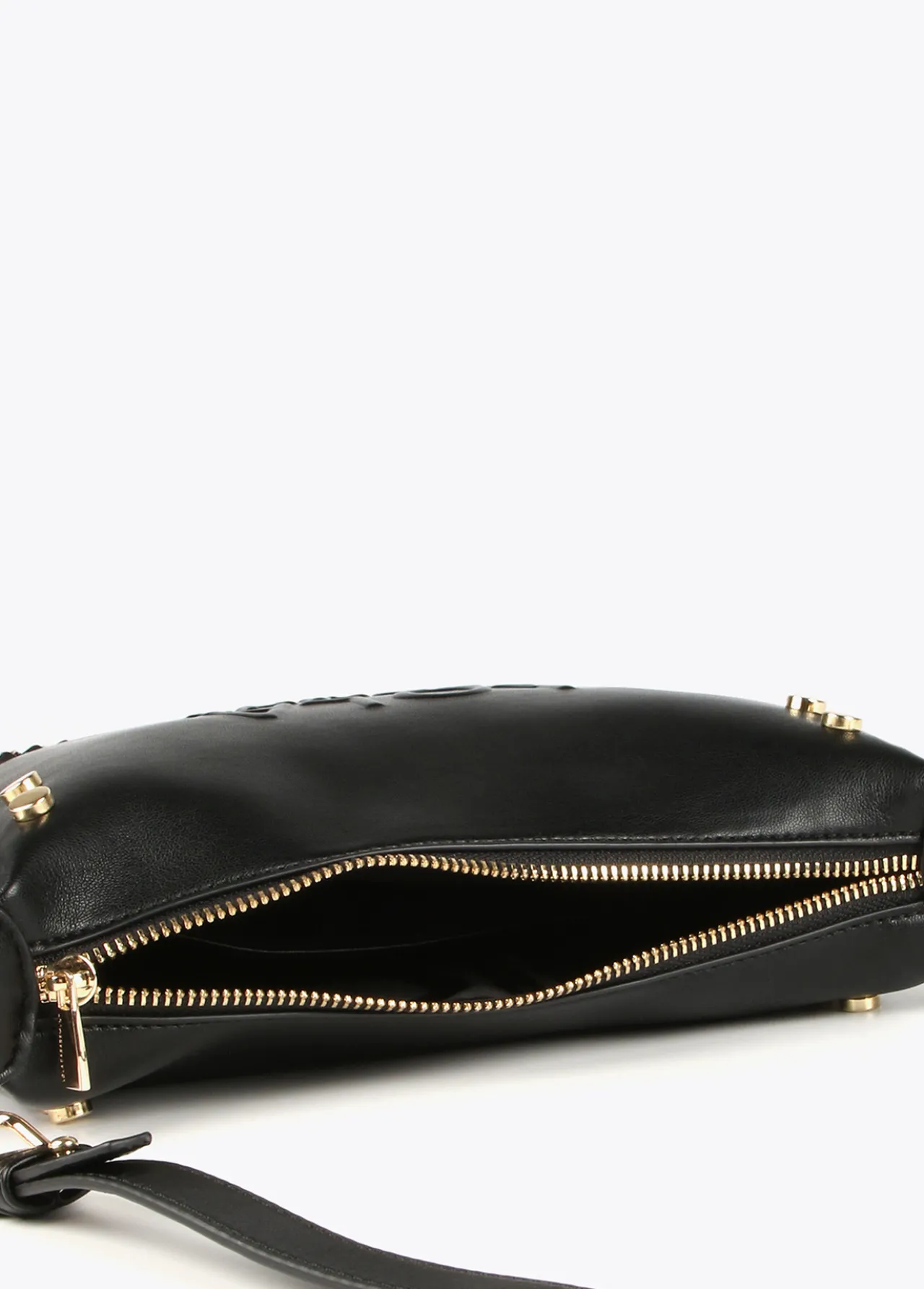 bandolera_detalle_cadena_2.webp Lola Casademunt Bandoleras | Bolsos Pequeños<Bandolera detalle cadena NEGRO