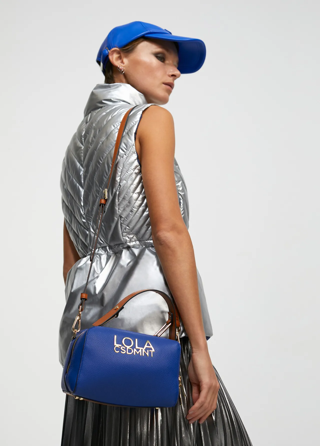 bandolera_mini_maletn_1.webp Lola Casademunt Bolsos De Hombro | Bandoleras<Bandolera mini maletín AZULELECTRICO