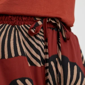 Lola Casademunt Pantalones<Bermuda estampada ROJO-NEGRO