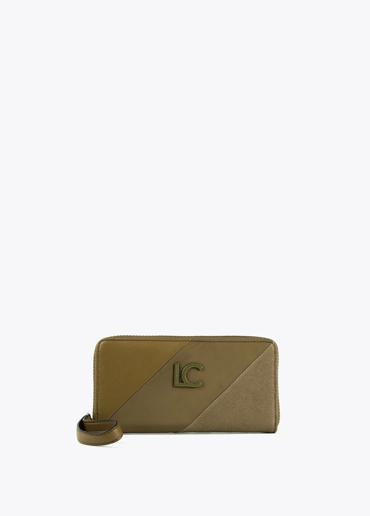 billetero_grande_con_logo_0-1.webp Lola Casademunt Accesorios | Bolsos<Billetero grande con logo NEGRO