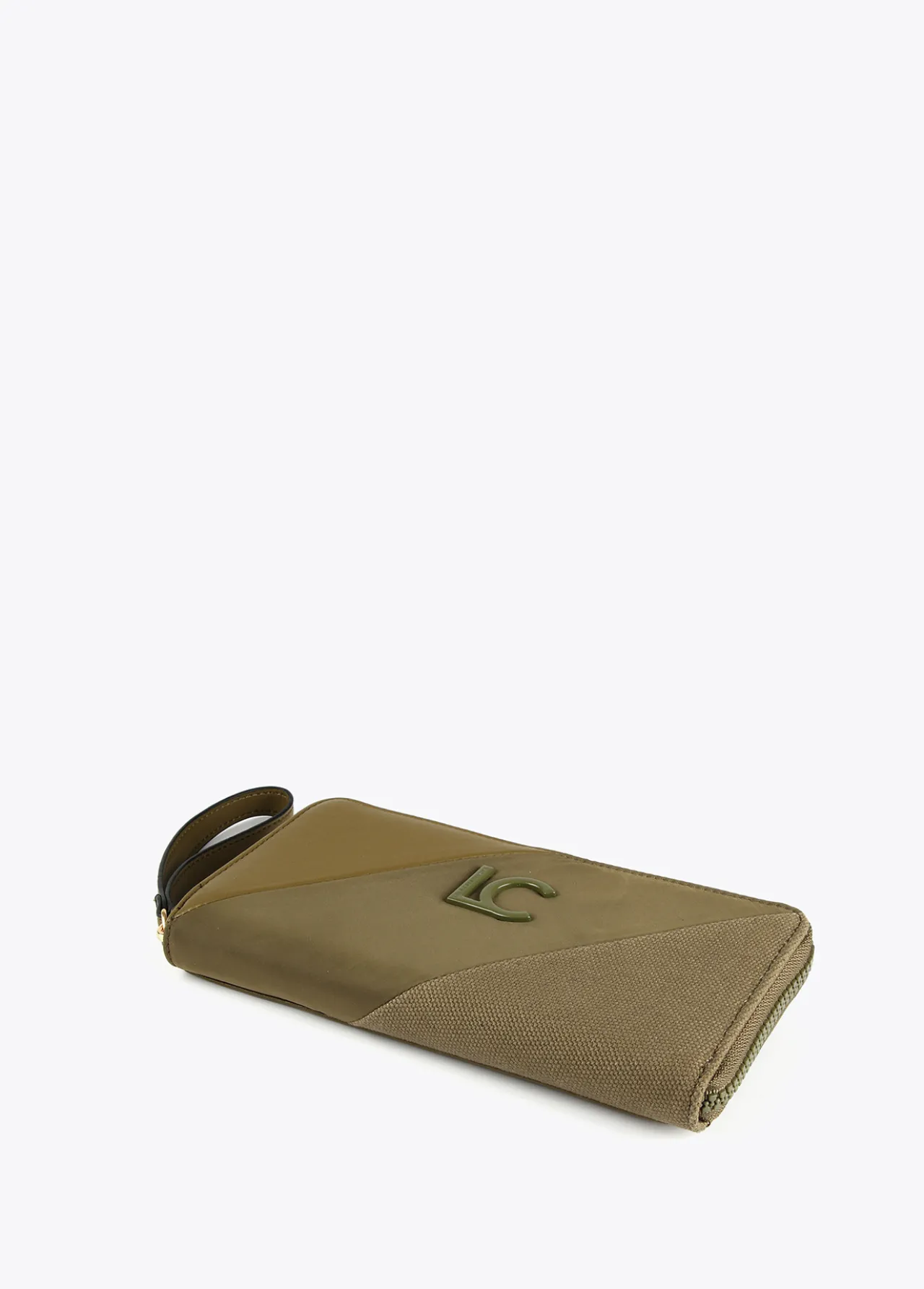 billetero_grande_con_logo_2-1.webp Lola Casademunt Accesorios | Bolsos<Billetero grande con logo NEGRO