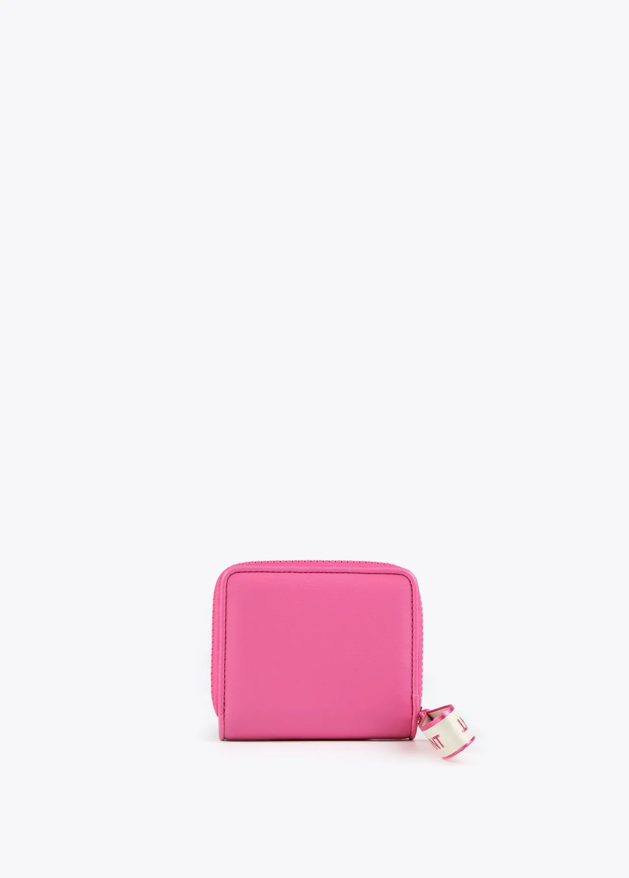 billetero_pequeo_5.webp Lola Casademunt Bolsos<Billetero pequeño FUCSIA