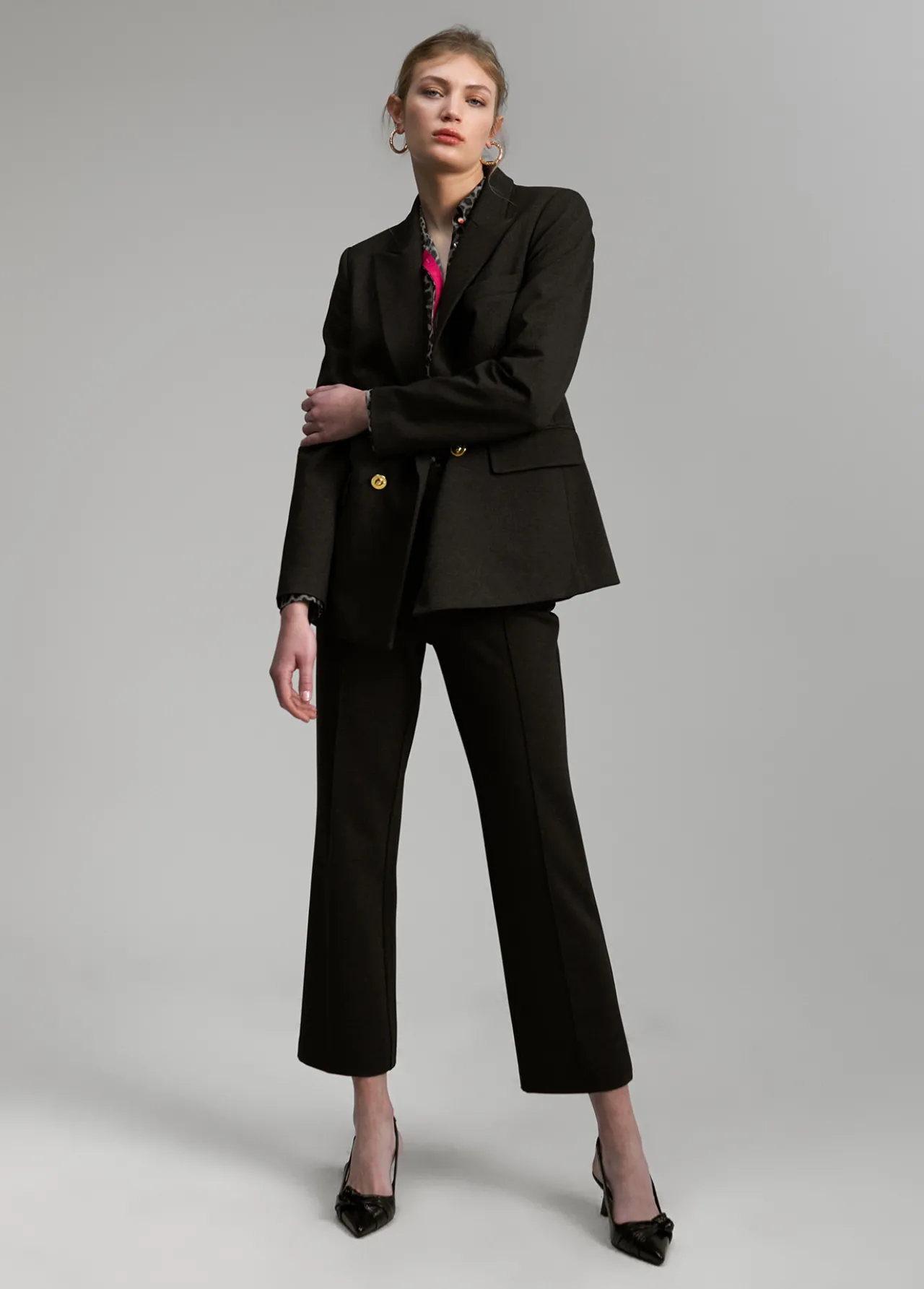 blazer_botn_animal_1.webp Lola Casademunt Americanas Y Blazers<Blazer botón animal GRISOSCURO