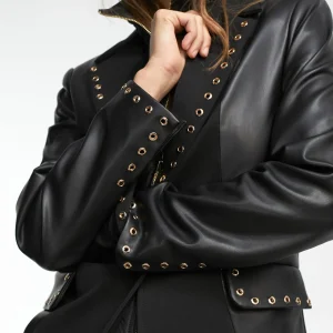 Lola Casademunt Americanas Y Blazers<Blazer detalle eyelets NEGRO