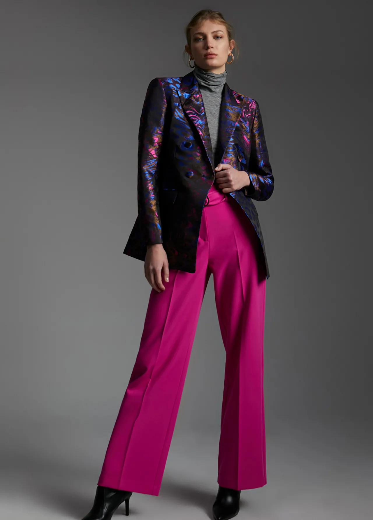 blazer_jacquard_estampado_4.webp Lola Casademunt Americanas Y Blazers<Blazer jacquard estampado AZUL-MULTICOLOR