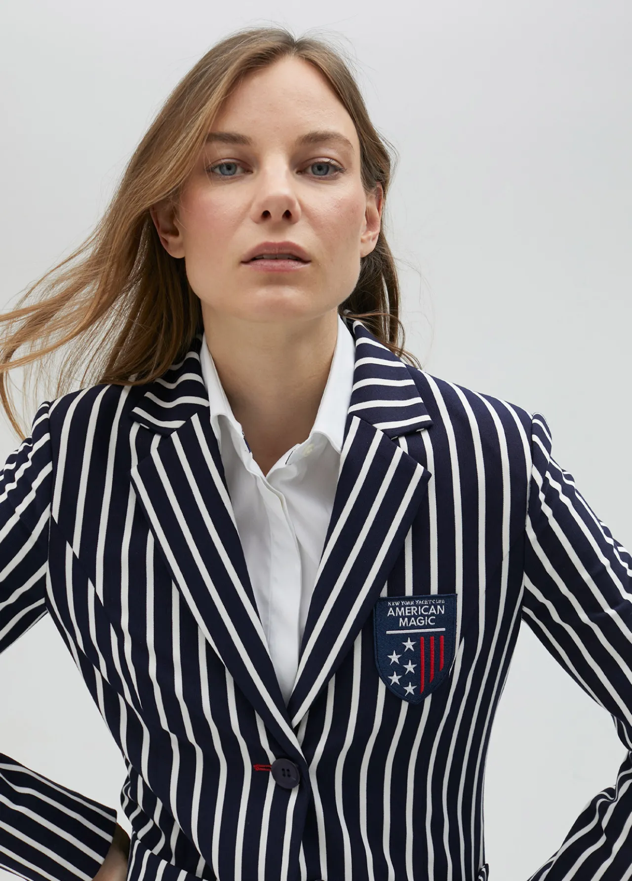 blazer_rayas_bicolor_de_edicin_limitada__lola_casademunt_1.webp Lola Casademunt Americanas Y Blazers<Blazer rayas bicolor de edición limitada - Lola Casademunt AZUL-BLANCO
