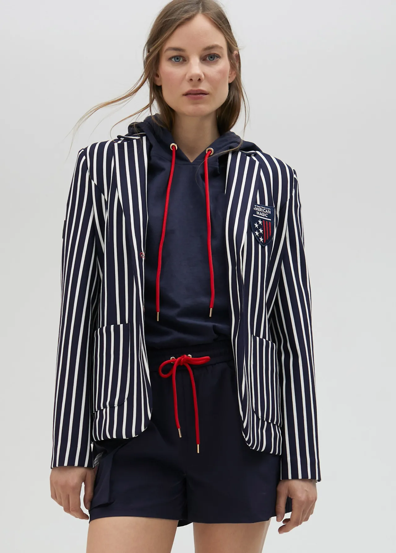blazer_rayas_bicolor_de_edicin_limitada__lola_casademunt_6.webp Lola Casademunt Americanas Y Blazers<Blazer rayas bicolor de edición limitada - Lola Casademunt AZUL-BLANCO