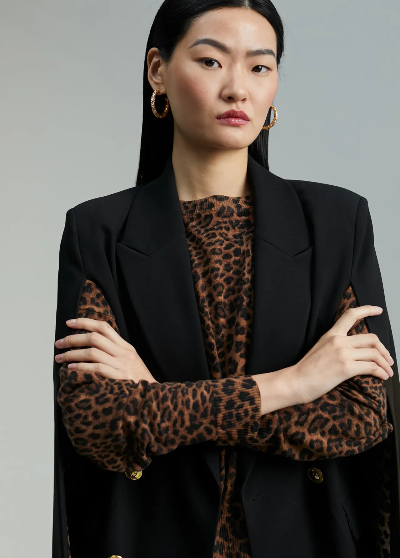 blazer_tipo_capa_4-1.webp Lola Casademunt Americanas Y Blazers<Blazer tipo capa CAMEL