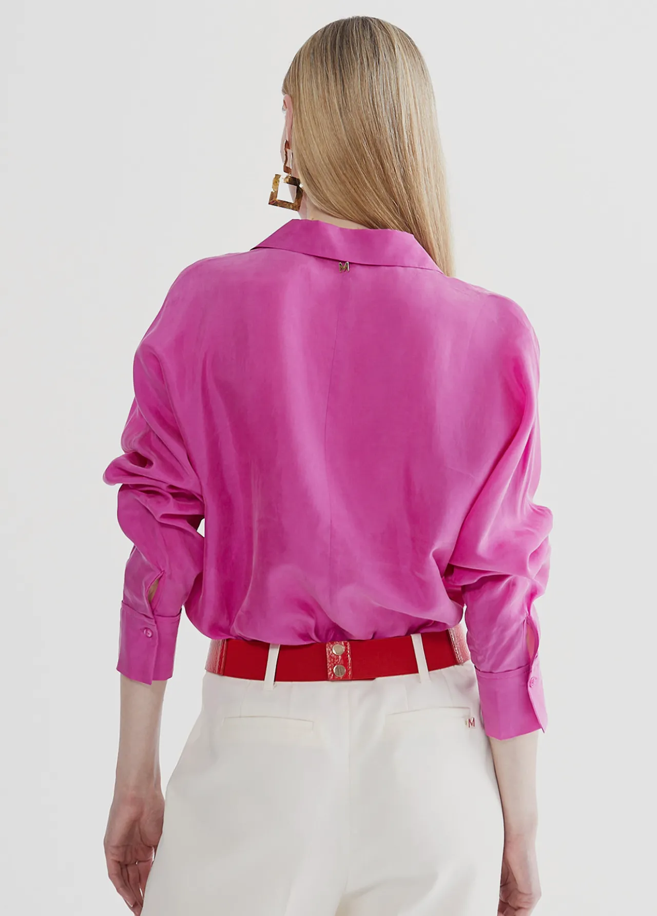 blusa_monocolor_3-1.webp Lola Casademunt Camisas Y Blusas<Blusa monocolor CRUDO