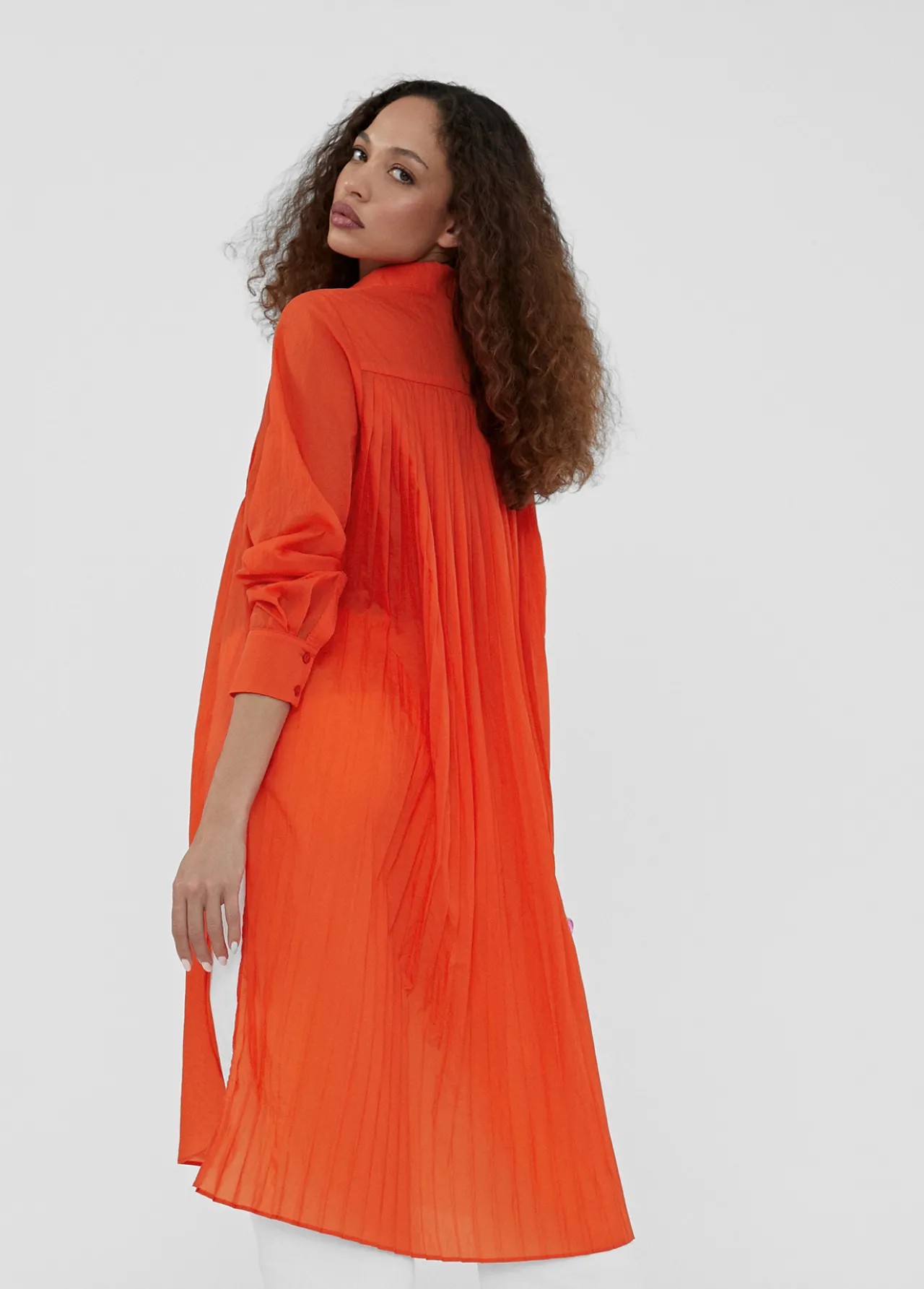blusn_largo_aberturas_1-1.webp Lola Casademunt Camisas Y Blusas | Americanas Y Blazers<Blusón largo aberturas BUGANVILIA