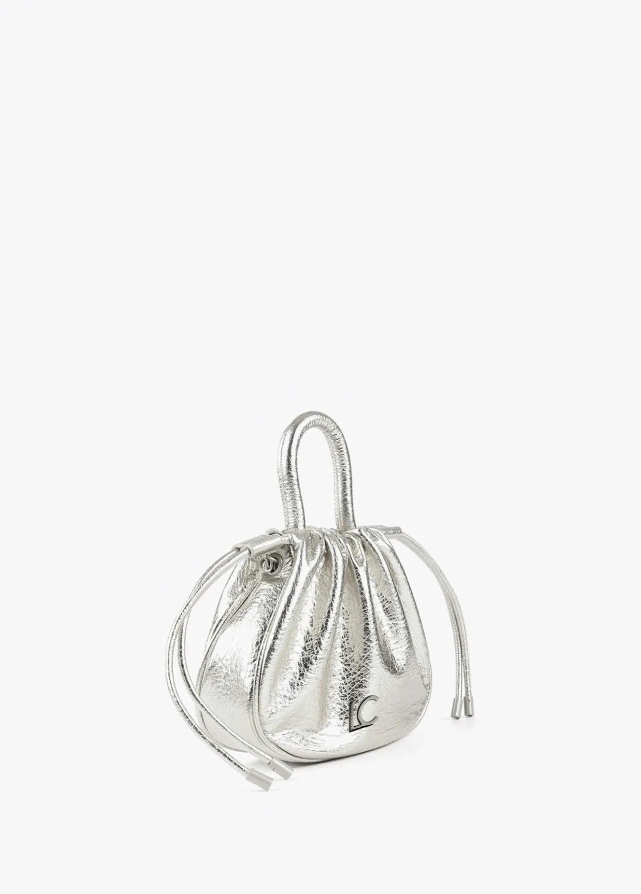 bolso_bandolera_con_logo_3-1.webp Lola Casademunt Bolsos<Bolso bandolera con logo DORADO