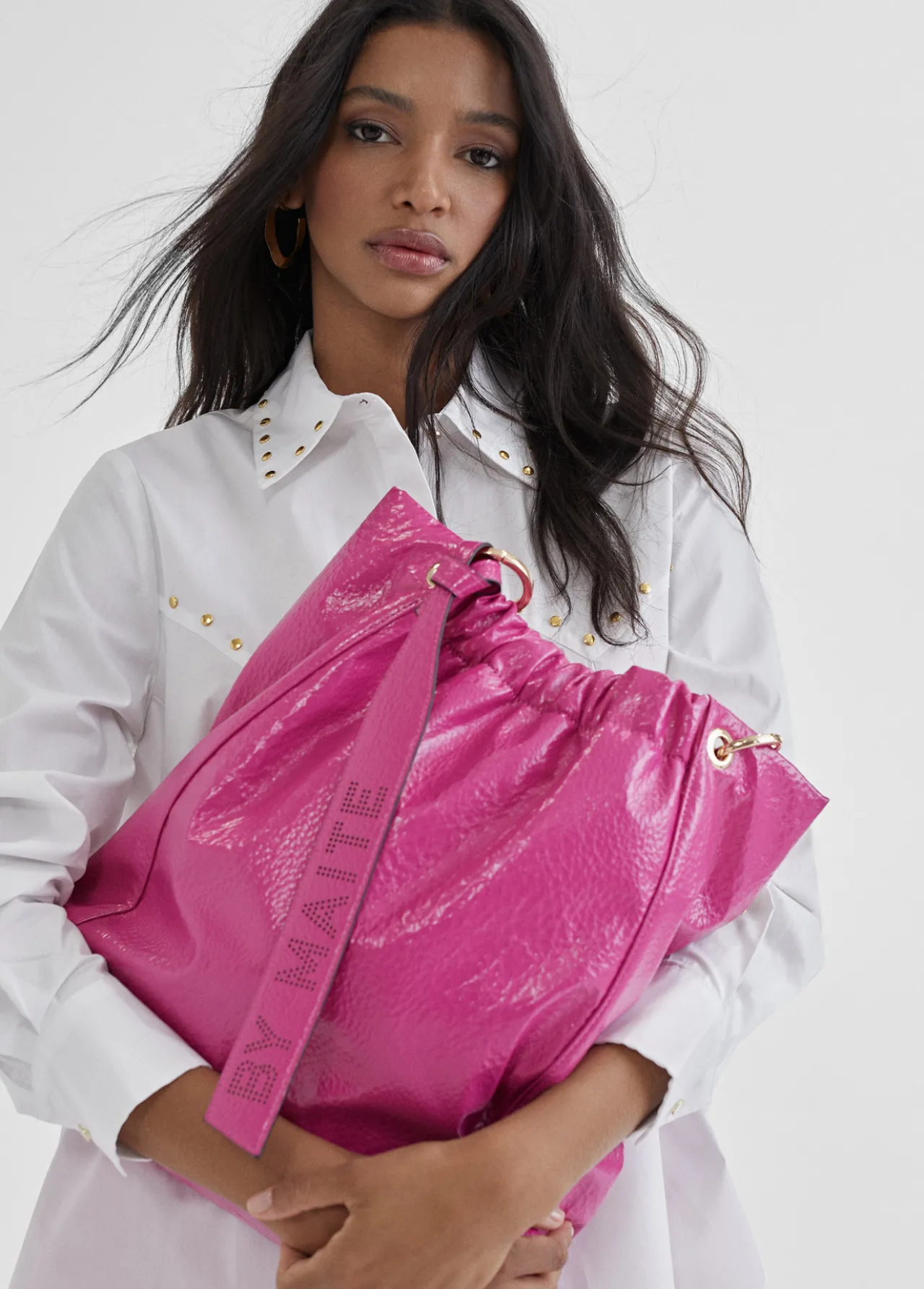 bolso_shopper_brillante_4-4.webp Lola Casademunt Bolsos<Bolso shopper brillante FUCSIA