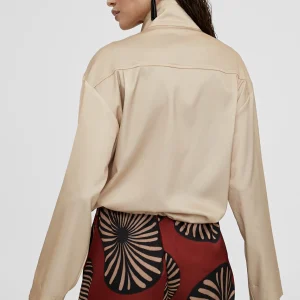 Lola Casademunt Chaquetas Y Gabardinas | Abrigos Y Cazadoras<Bomber monocolor con bolsillos BEIG