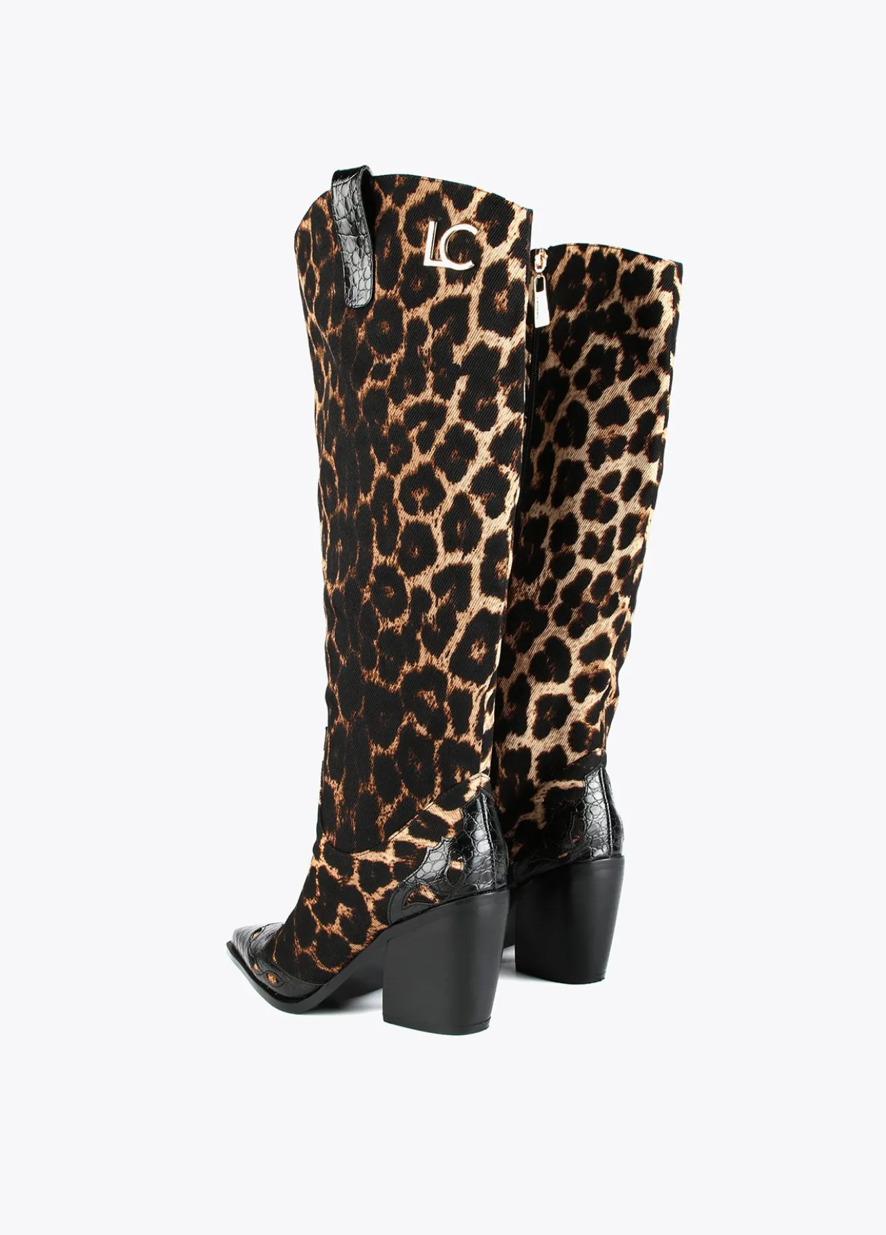 bota_cowboy_leopardo__coleccin_lola__lola_casademunt_2.webp Lola Casademunt Botas Y Botines<Bota cowboy leopardo | COLECCIÓN LOLA | Lola Casademunt ESTAMPADO
