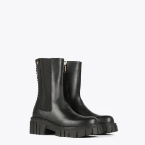 Lola Casademunt Botas Y Botines<Botín con cadena NEGRO