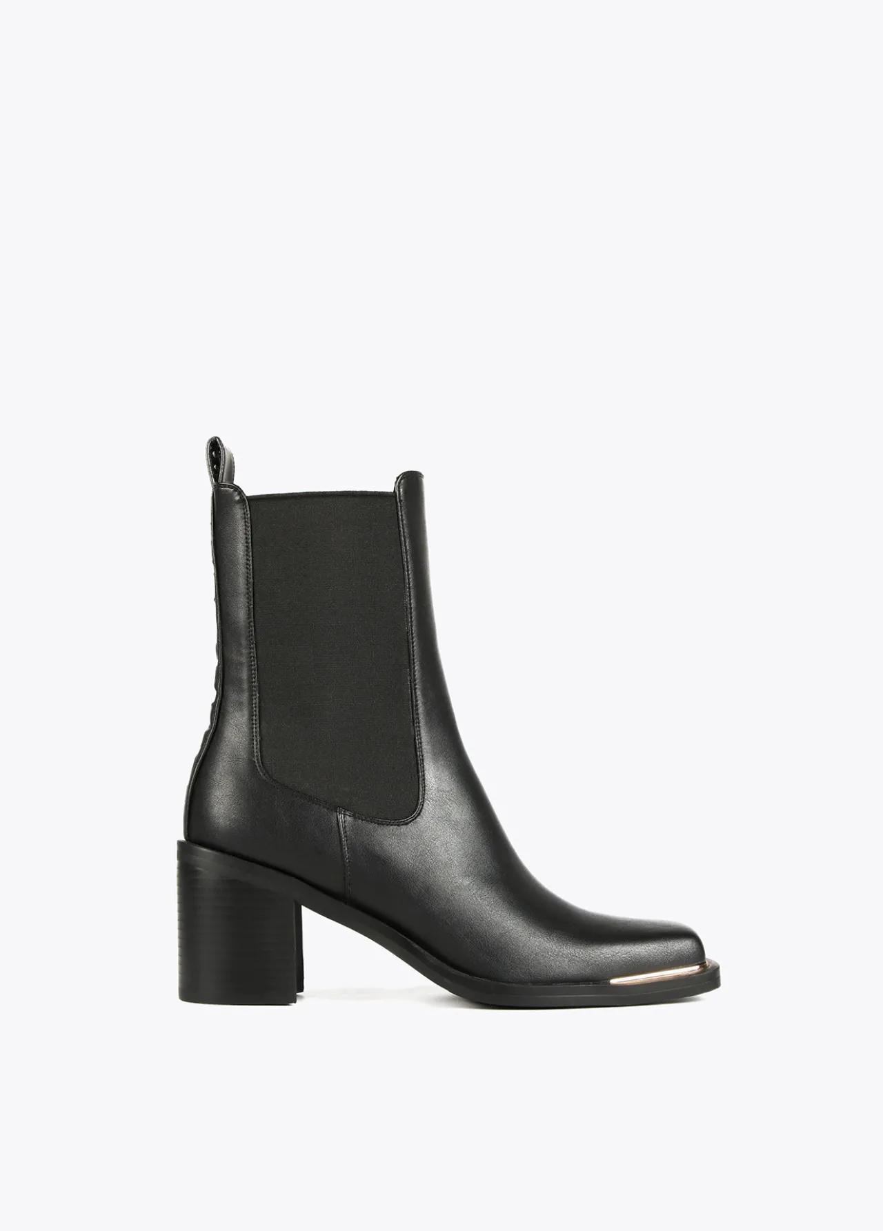 botn_tipo_cowboy_0.webp Lola Casademunt Botas Y Botines<Botín tipo cowboy NEGRO
