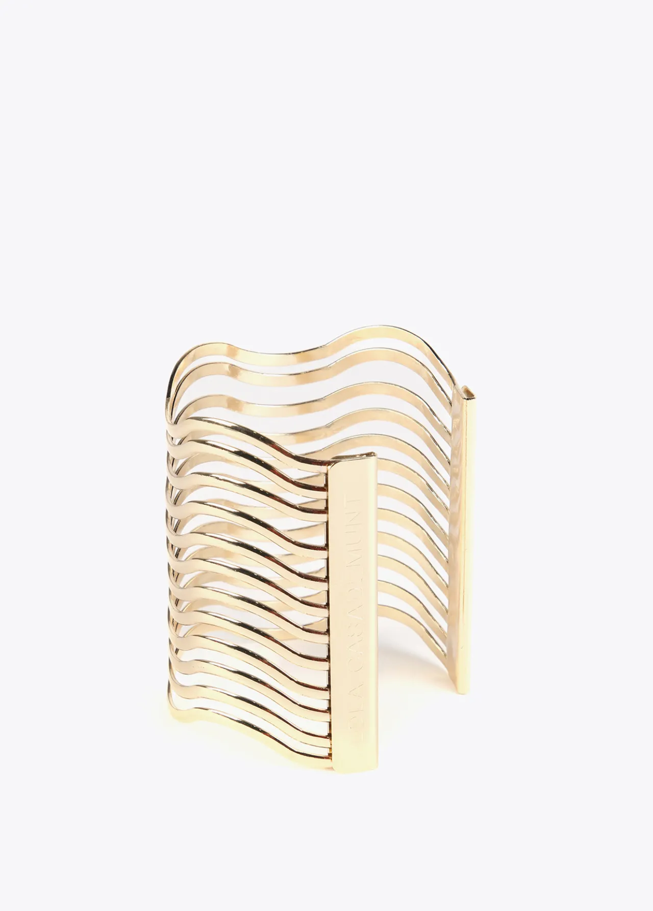 brazalete_ancho_dorado_0.webp Lola Casademunt Bisuteria<Brazalete ancho DORADO