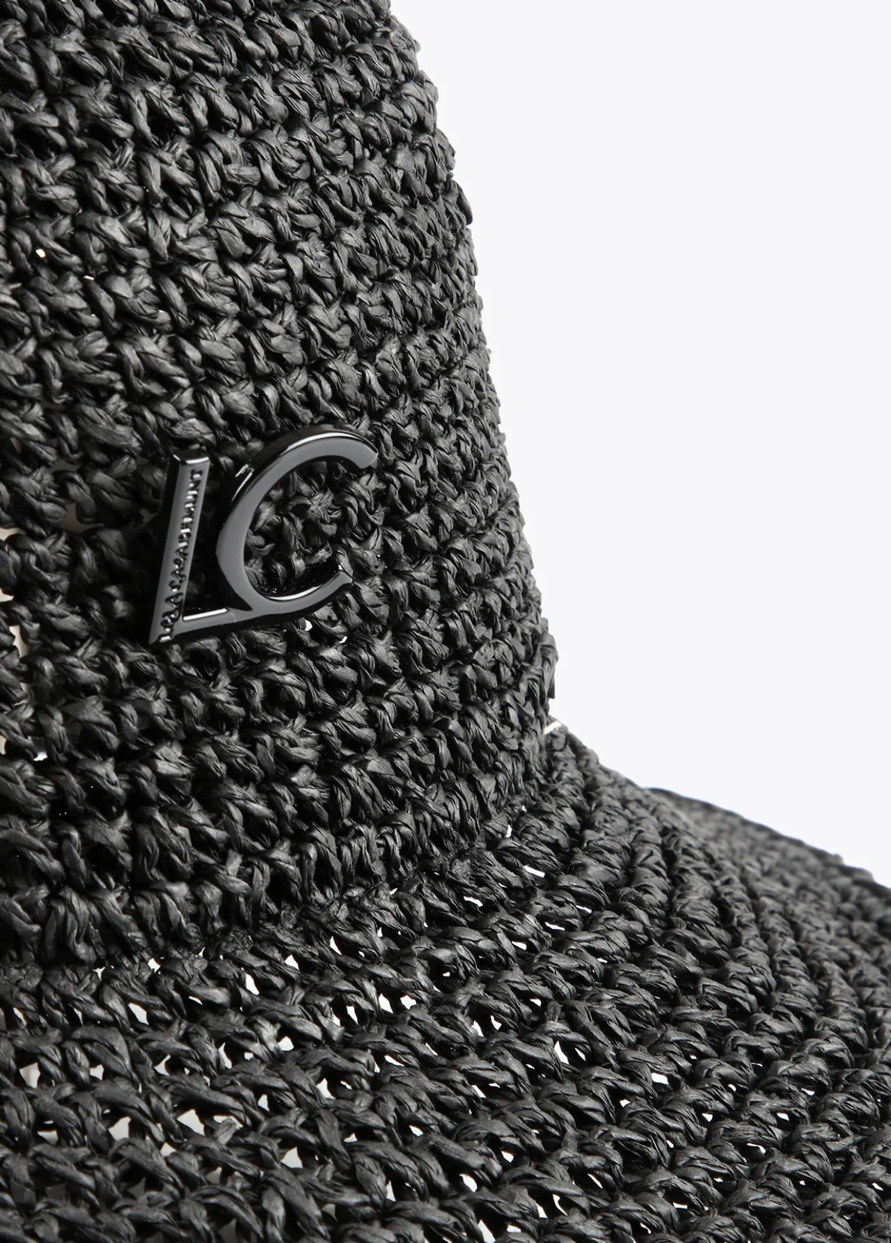 bucket_efecto_rfia_y_crochet_2.webp Lola Casademunt Accesorios | Baño<Bucket efecto ráfia y crochet NEGRO