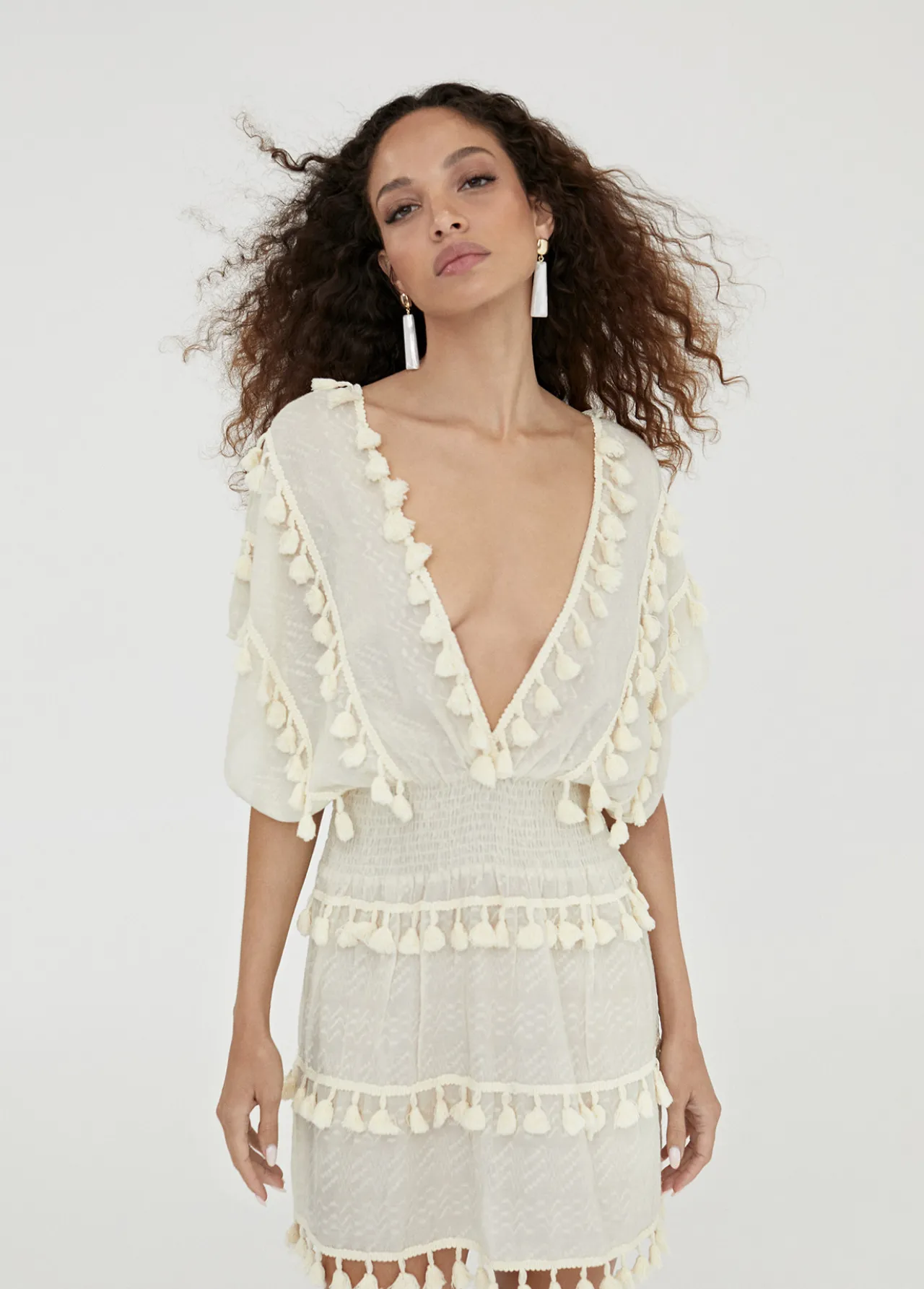 caftan_corto_3.webp Lola Casademunt Baño<Caftan corto NEGRO