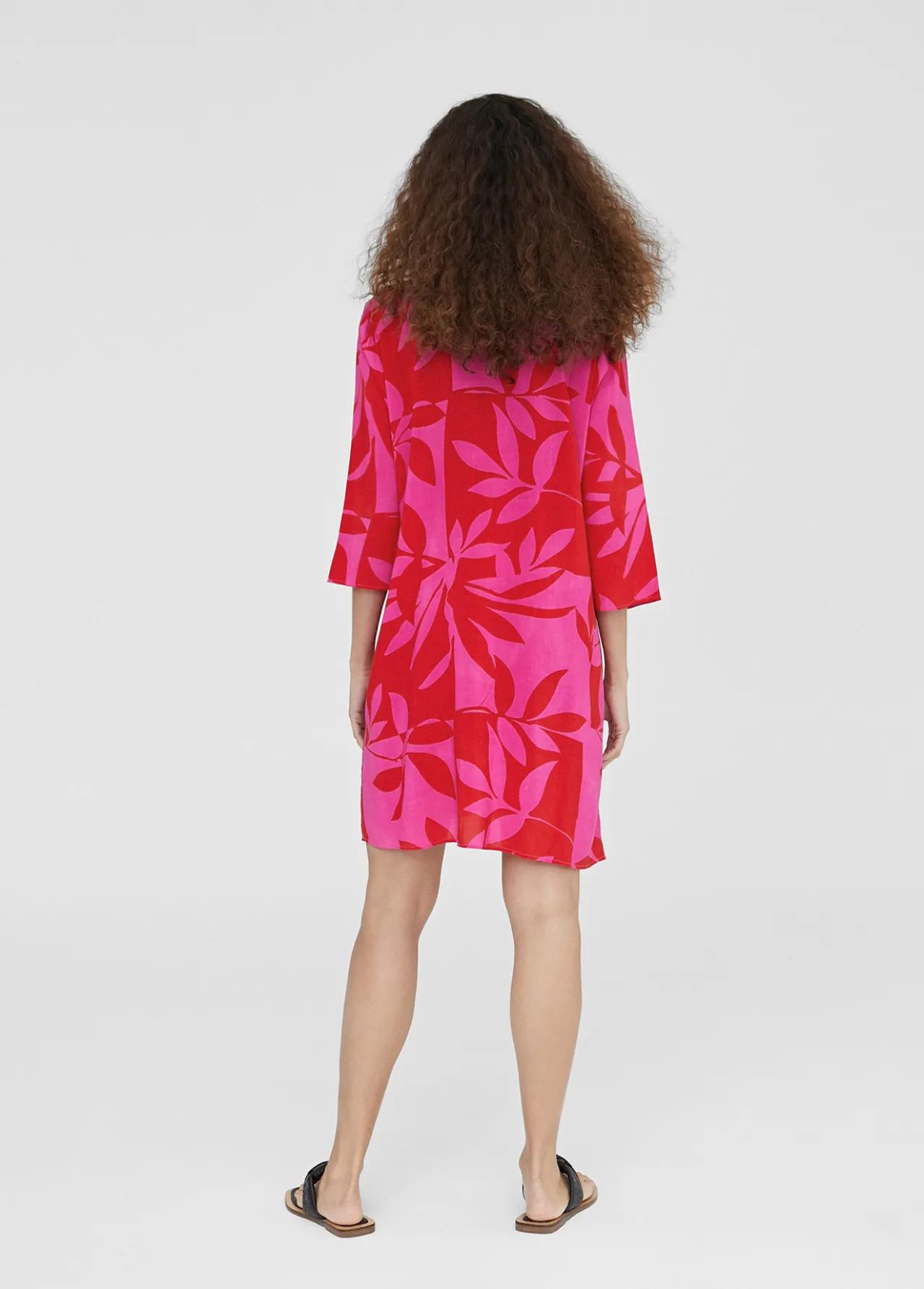 caftan_corto_estampado_3-1.webp Lola Casademunt Baño<Caftan corto estampado ROJO-ROSA
