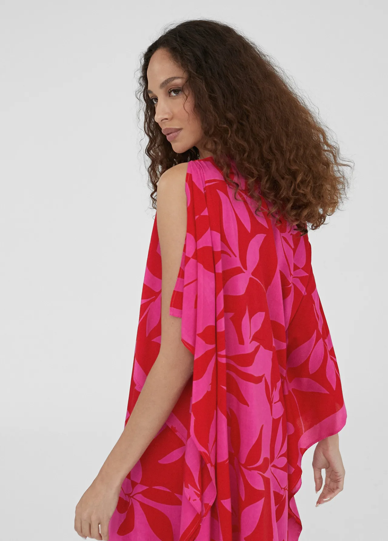 caftan_corto_estampado_3-2.webp Lola Casademunt Baño<Caftan corto estampado ROJO-ROSA