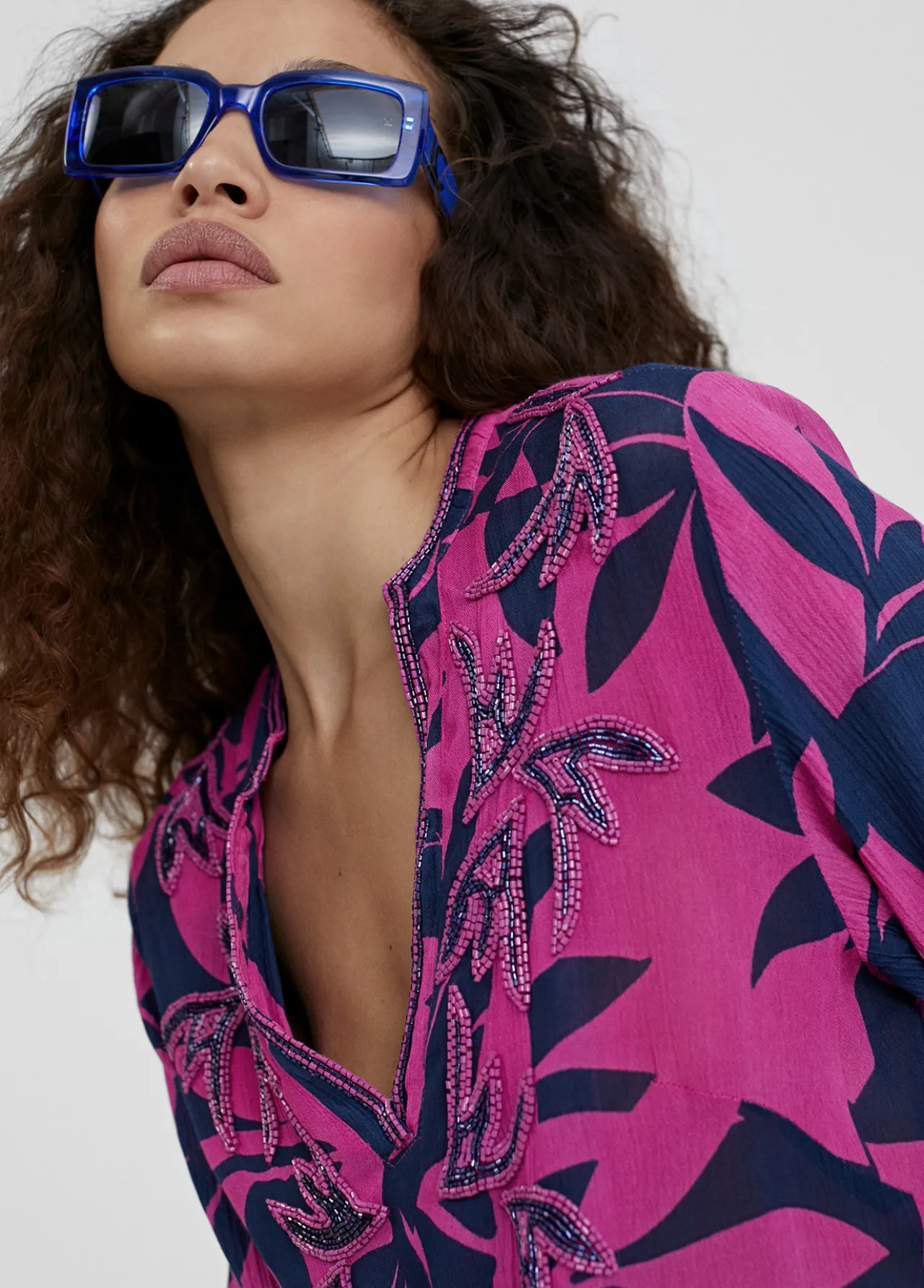 caftan_corto_estampado_3-3.webp Lola Casademunt Baño<Caftan corto estampado ROJO-ROSA