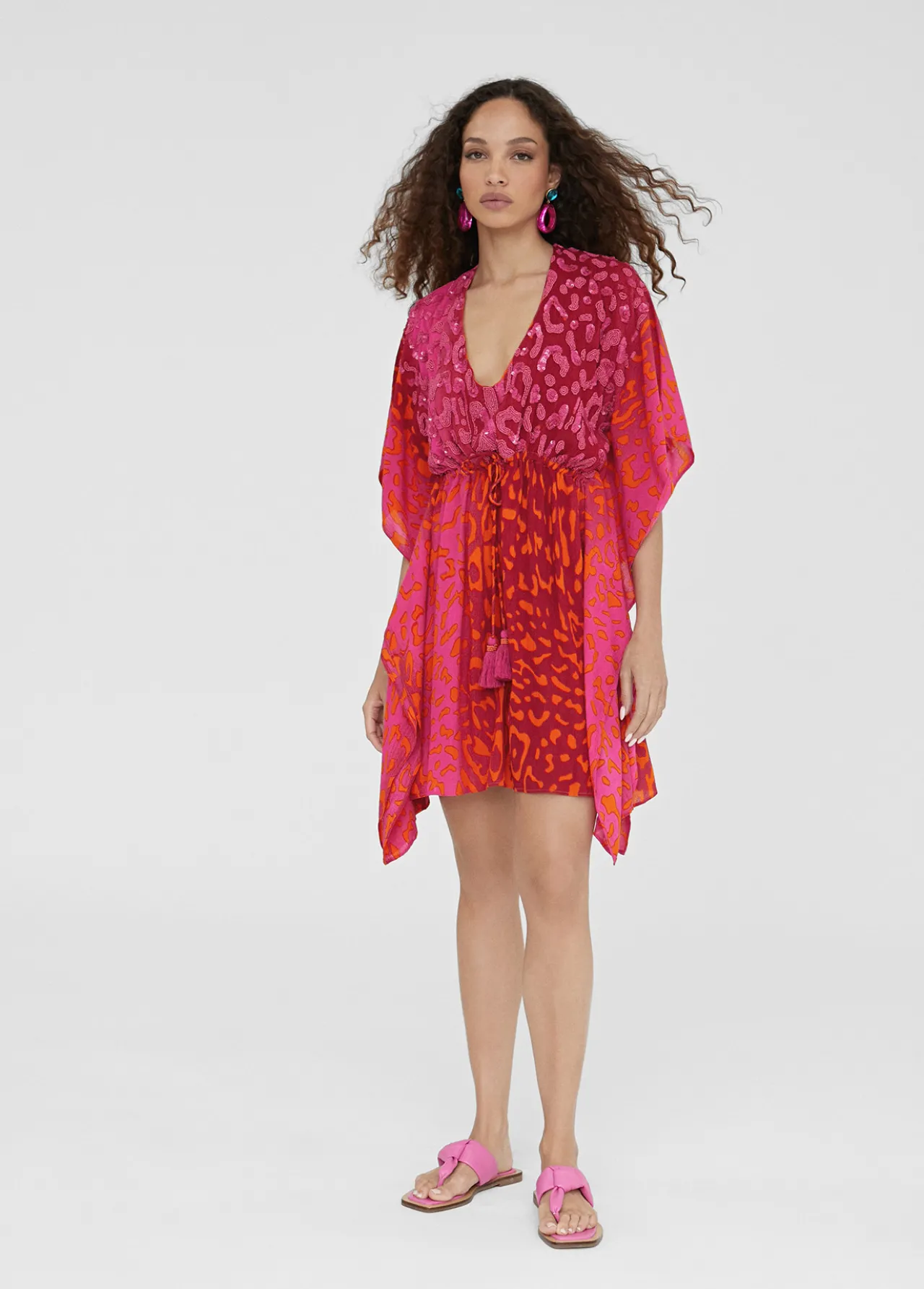 caftan_corto_print_animal_1.webp Lola Casademunt Baño<Caftan corto print animal ROSA