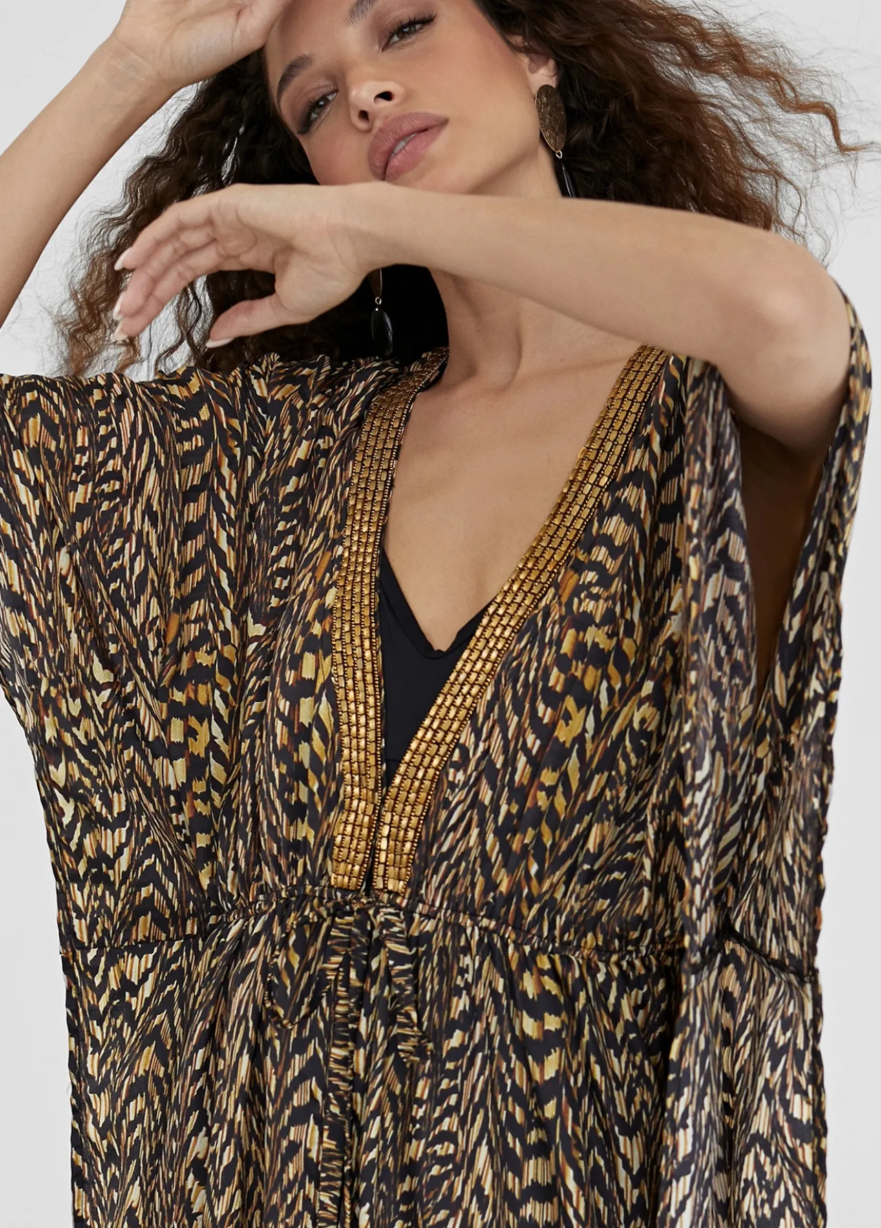 caftan_largo_estampado_4.webp Lola Casademunt Baño<Caftan largo estampado NEGRO-MARRON