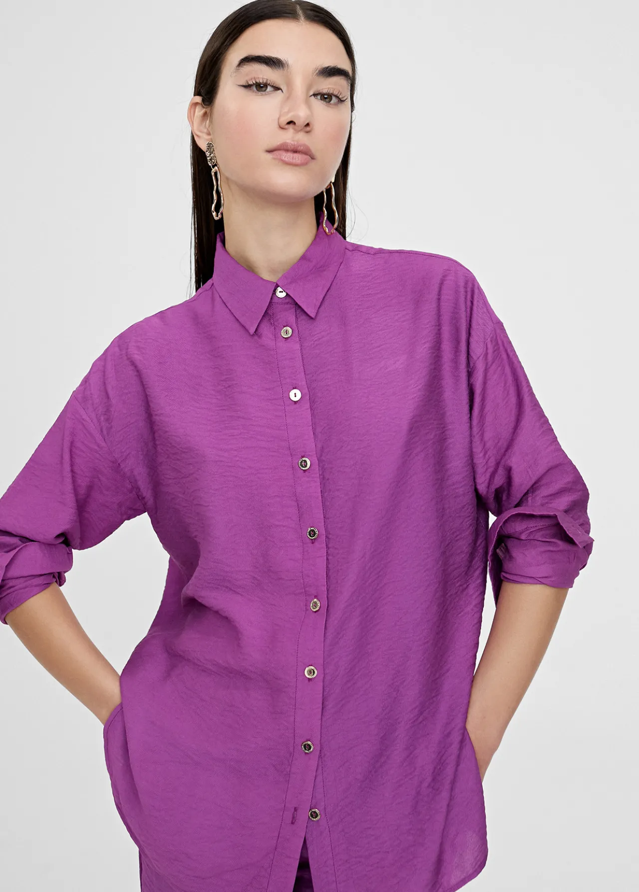 camisa_basica_manga_larga_0.webp Lola Casademunt Camisas Y Blusas<Camisa basica manga larga LILA