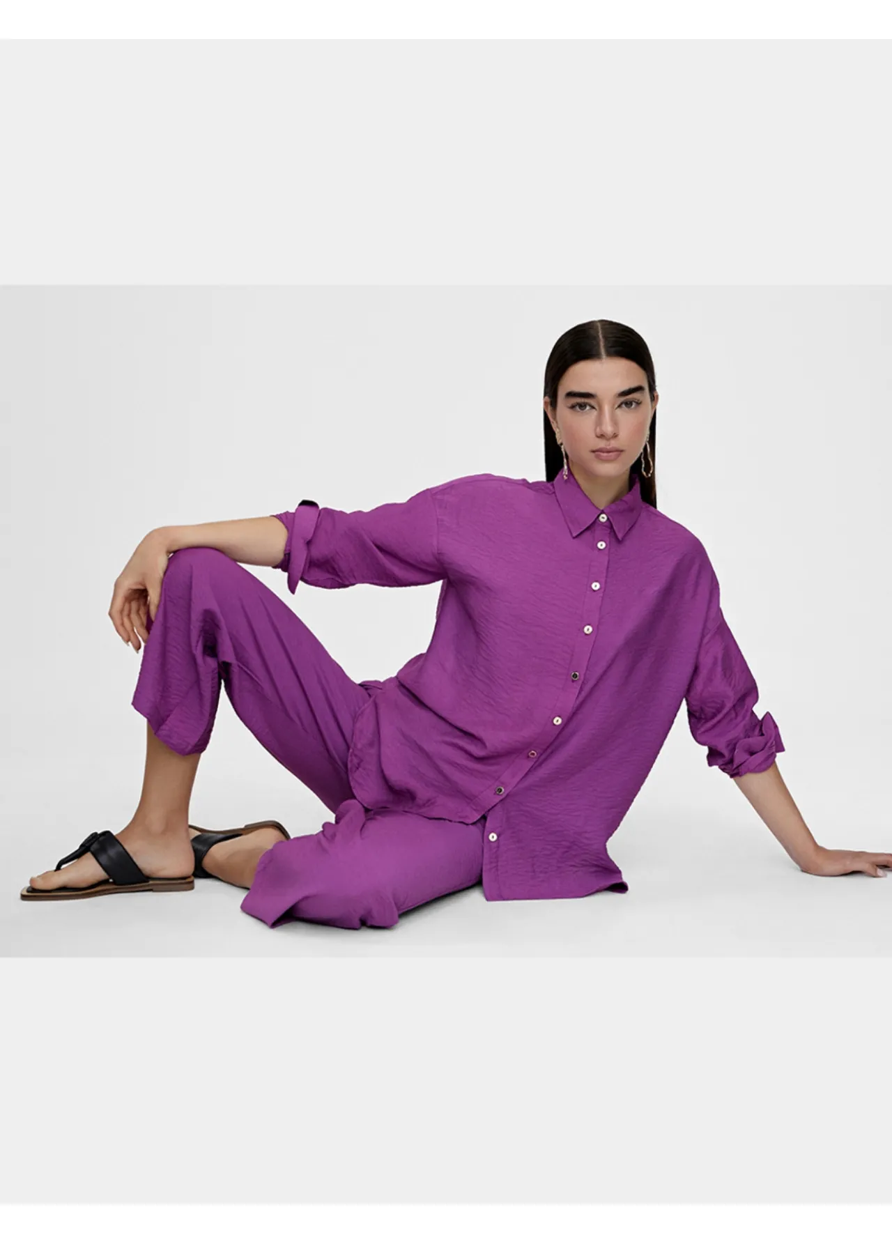 camisa_basica_manga_larga_1.webp Lola Casademunt Camisas Y Blusas<Camisa basica manga larga LILA