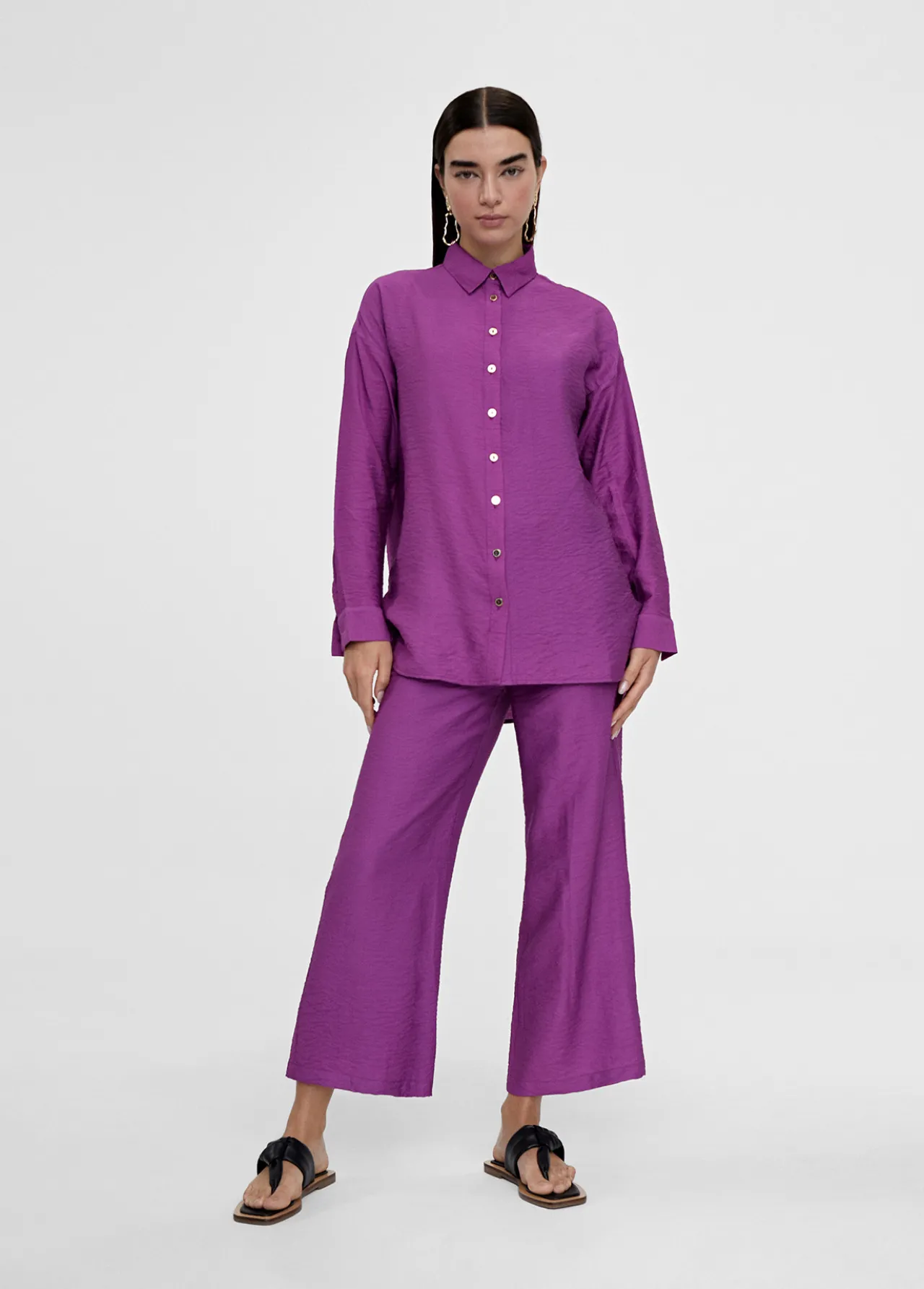camisa_basica_manga_larga_2.webp Lola Casademunt Camisas Y Blusas<Camisa basica manga larga LILA