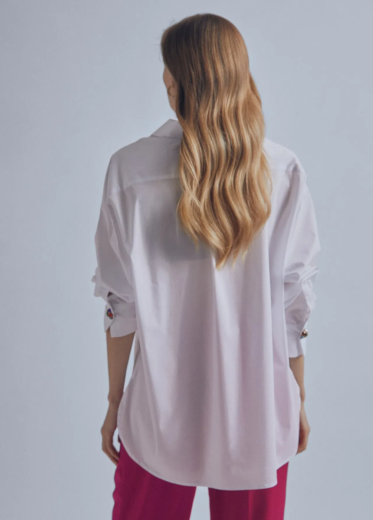 camisa_botones_joya__coleccin_maite__lola_casademunt_4.webp Lola Casademunt Camisas Y Blusas<Camisa botones joya | COLECCIÓN MAITE | Lola Casademunt BLANCO