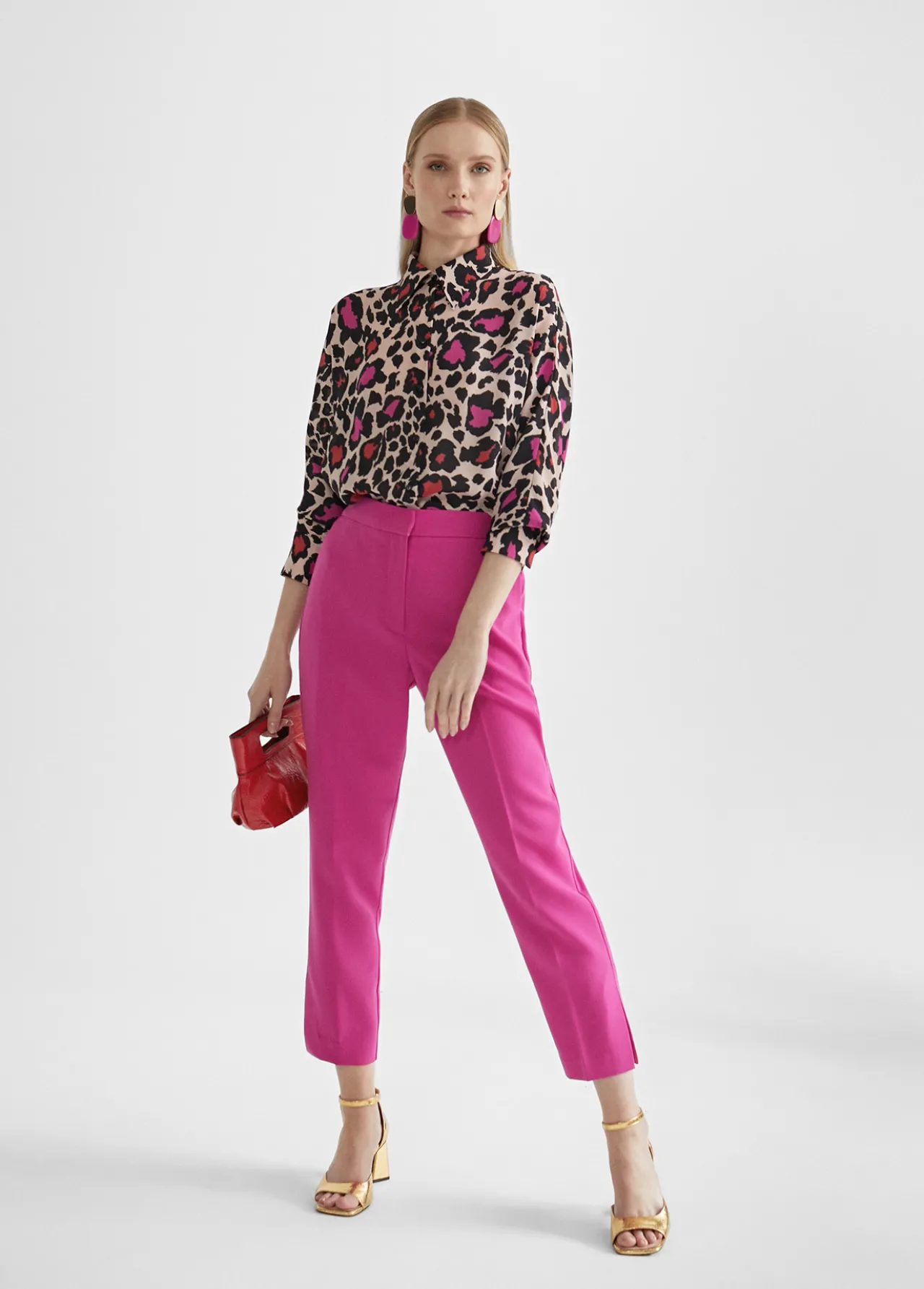 camisa_estampada_4-1.webp Lola Casademunt Camisas Y Blusas<Camisa estampada ROJO-ROSA