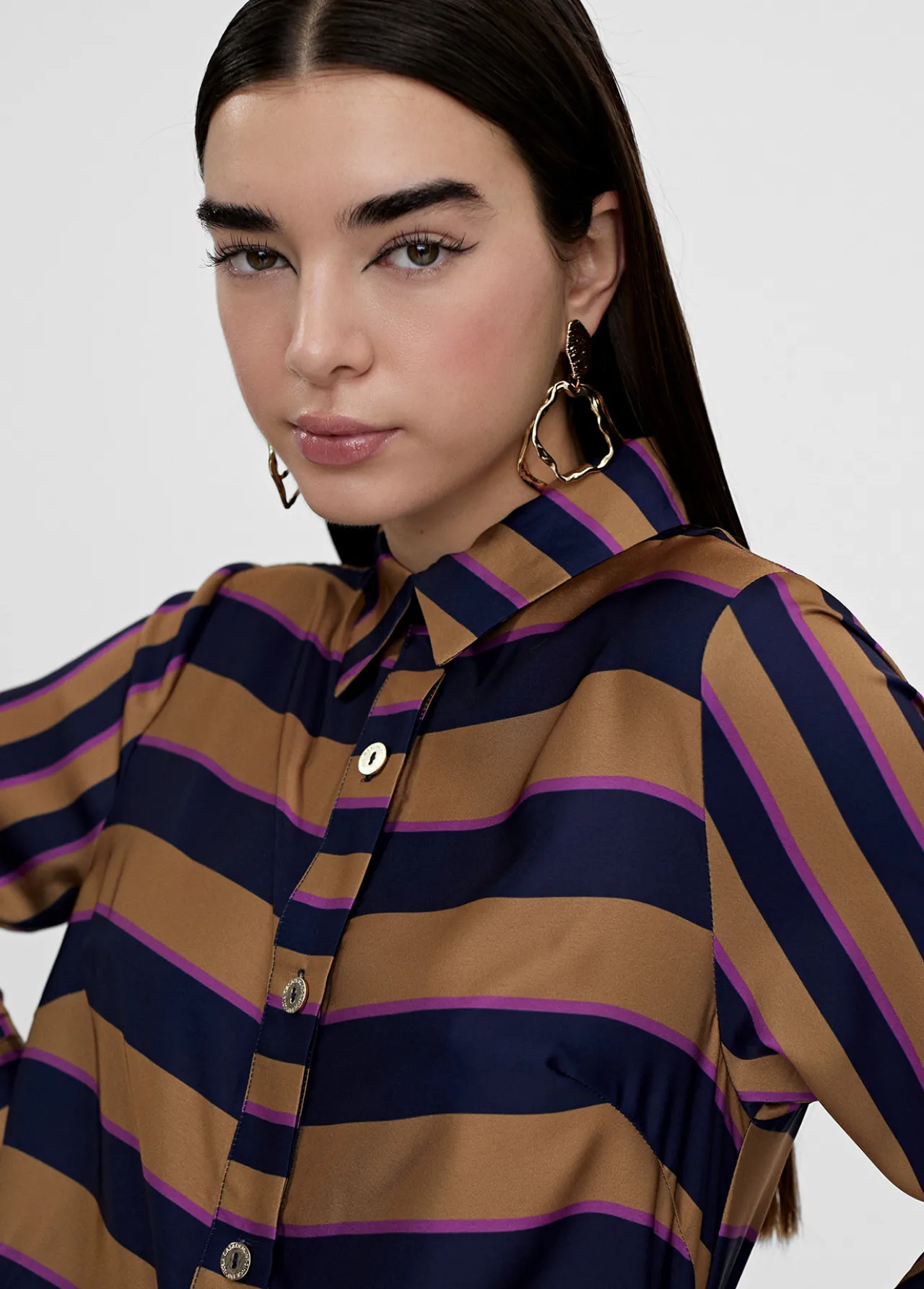camisa_rayas_0.webp Lola Casademunt Camisas Y Blusas<Camisa rayas AZUL-MARRON