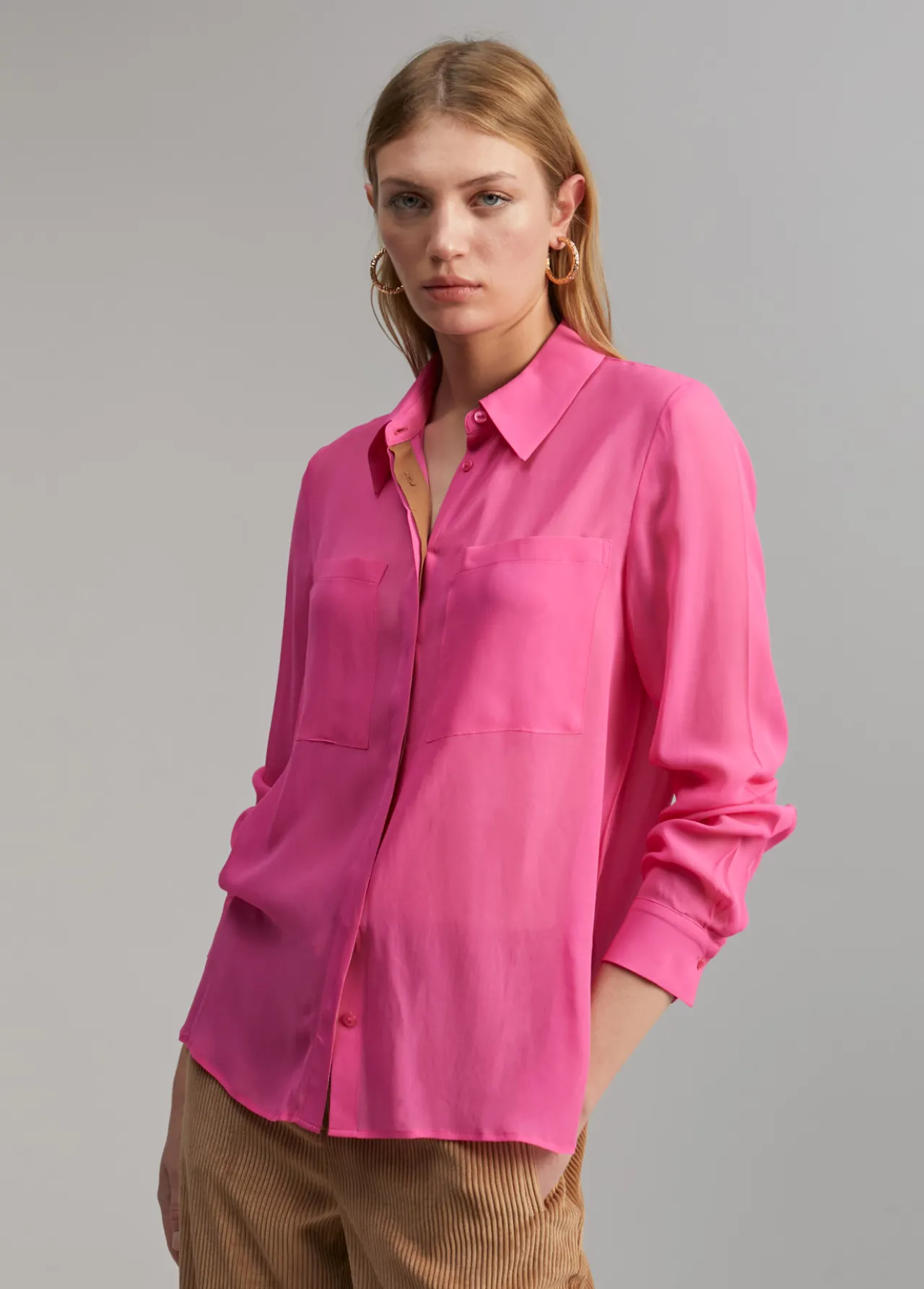 camisa_transparencia_bolsillos_2.webp Lola Casademunt Camisas Y Blusas<Camisa transparencia bolsillos ROSA