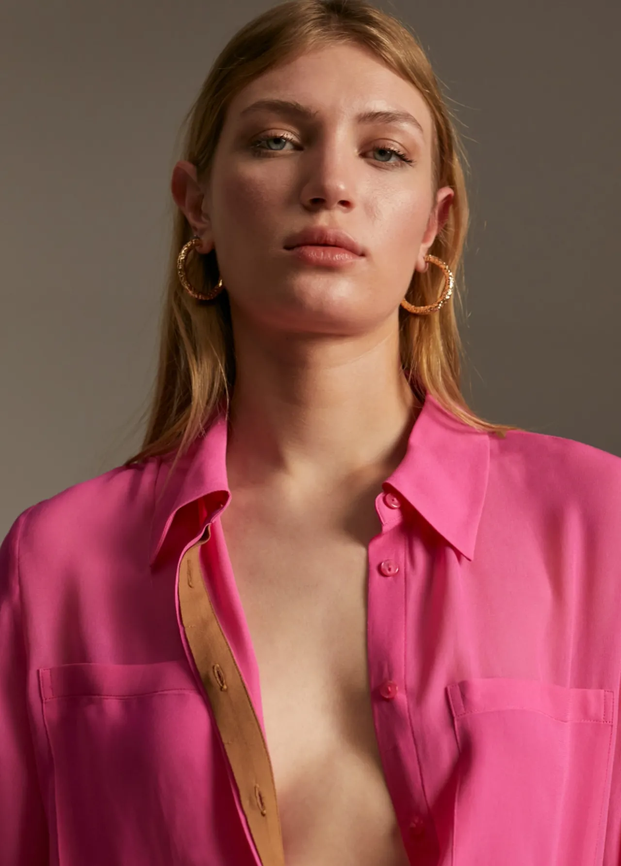 camisa_transparencia_bolsillos_5.webp Lola Casademunt Camisas Y Blusas<Camisa transparencia bolsillos ROSA