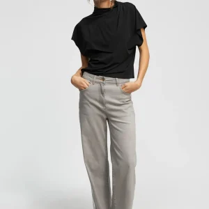 Lola Casademunt Camisetas Y Tops<Camiseta cuello perkins NEGRO
