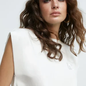 Lola Casademunt Camisetas Y Tops<Camiseta detalle bordado BLANCO