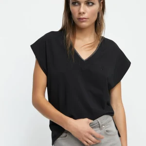 Lola Casademunt Camisetas Y Tops<Camiseta detalle cadena NEGRO
