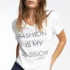 Lola Casademunt Camisetas Y Tops<Camiseta Fashion is my passion BLANCO