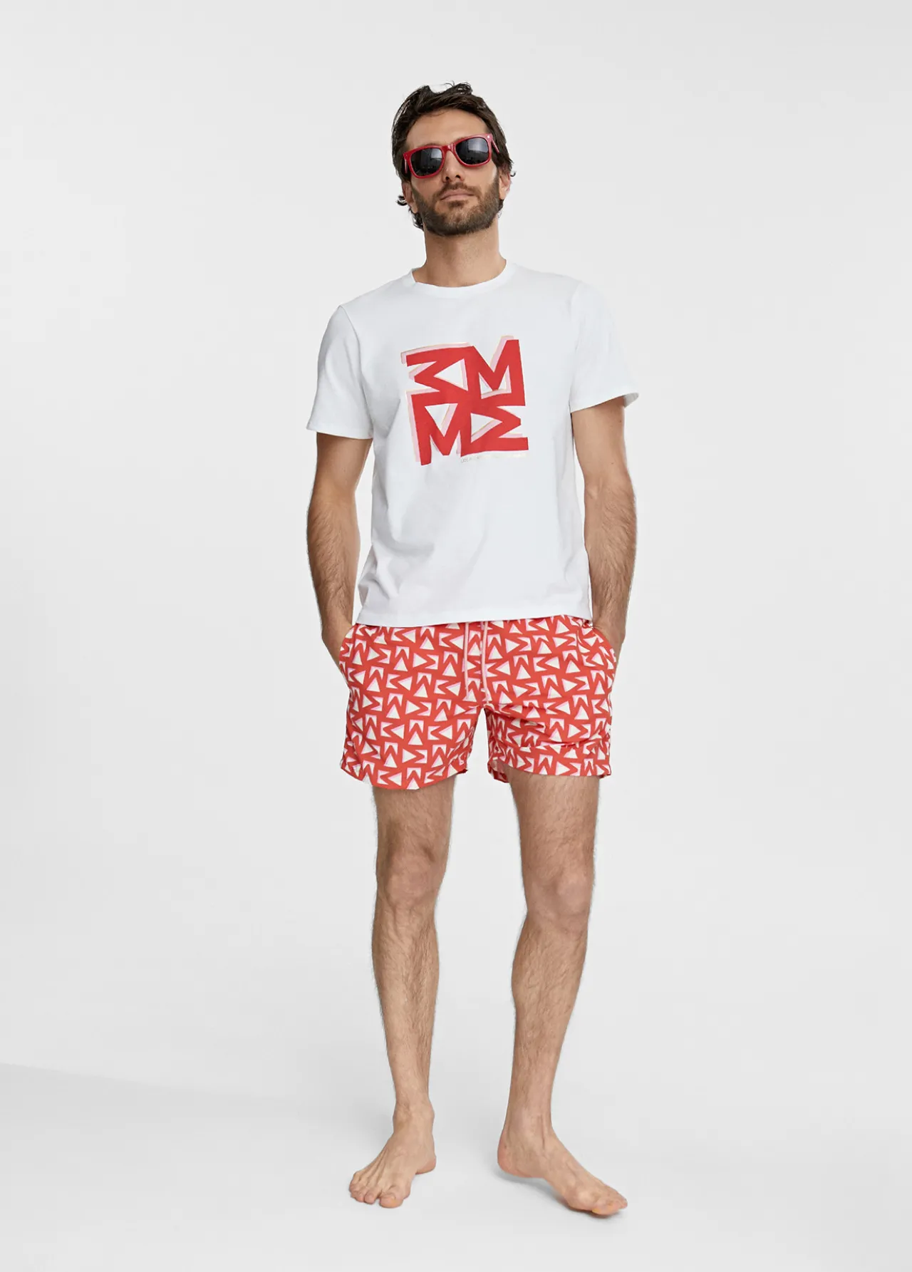 camiseta_hombre_4.webp Lola Casademunt Camisetas Y Tops | Baño<Camiseta hombre BLANCO-ROJO